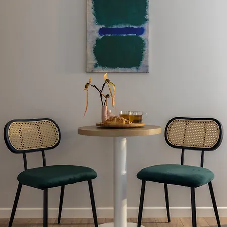 Sylish In Old Town Daire *